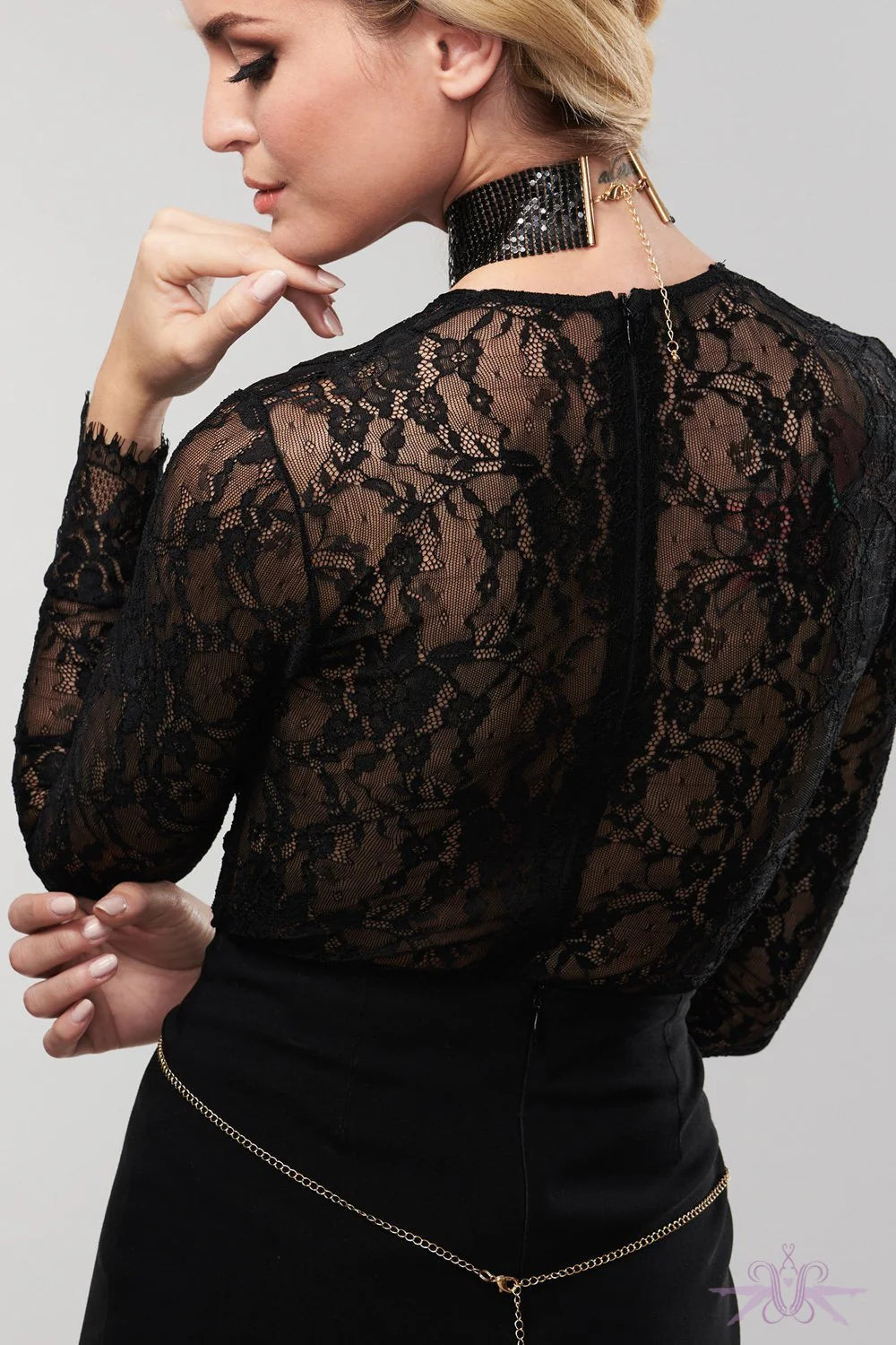 Desir Metallique Mesh Collar